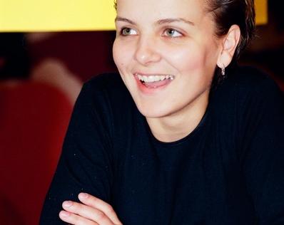 Аморе, аморе: солистка группы «Маша и Медведи» не изменилась за последние 20 с лишним лет